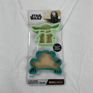 2 Star Wars The Mandalorian Silicone Pancake and Egg Breakfast Molds All Ages
